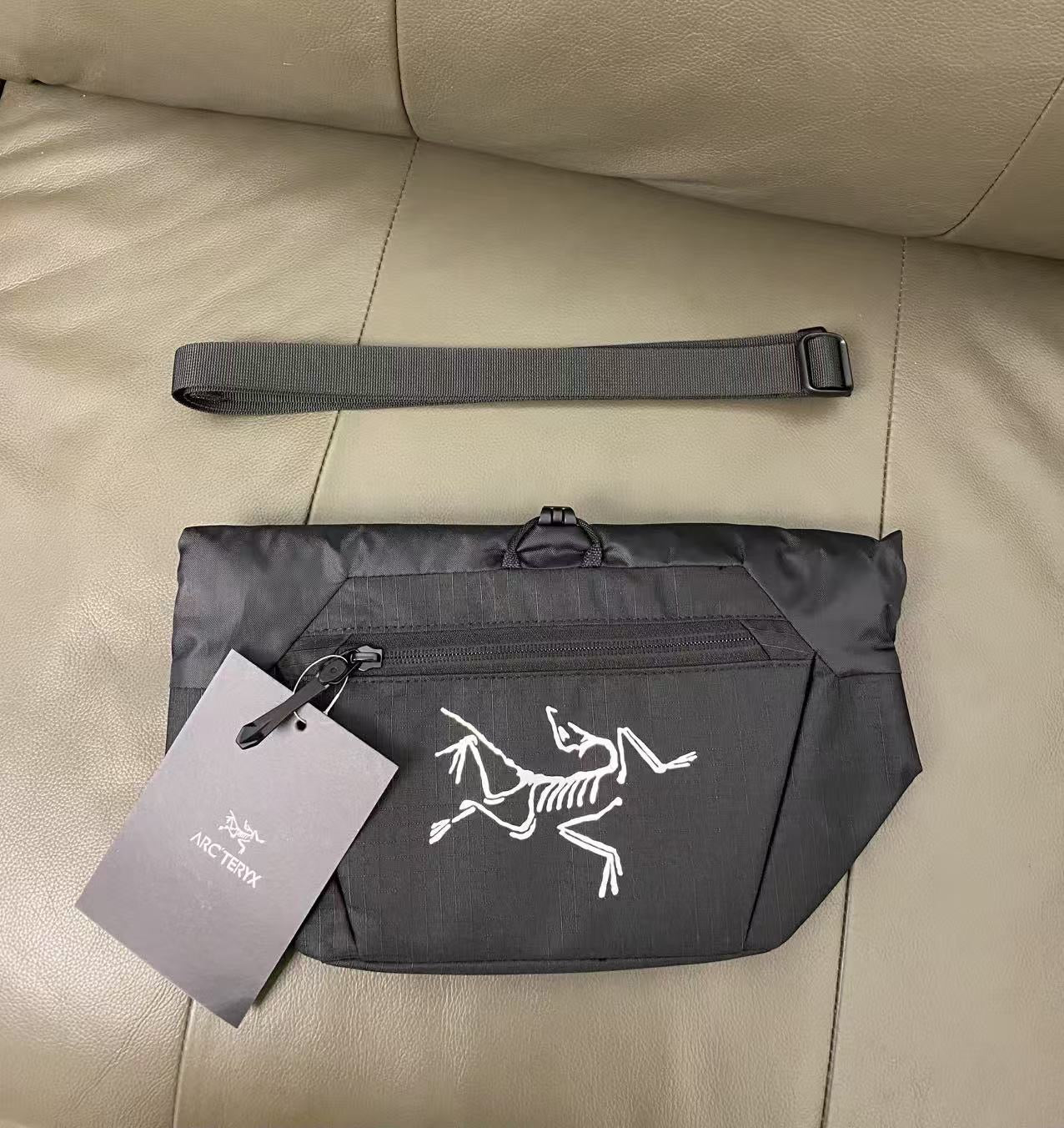 Arcteryx Granville斜咩袋