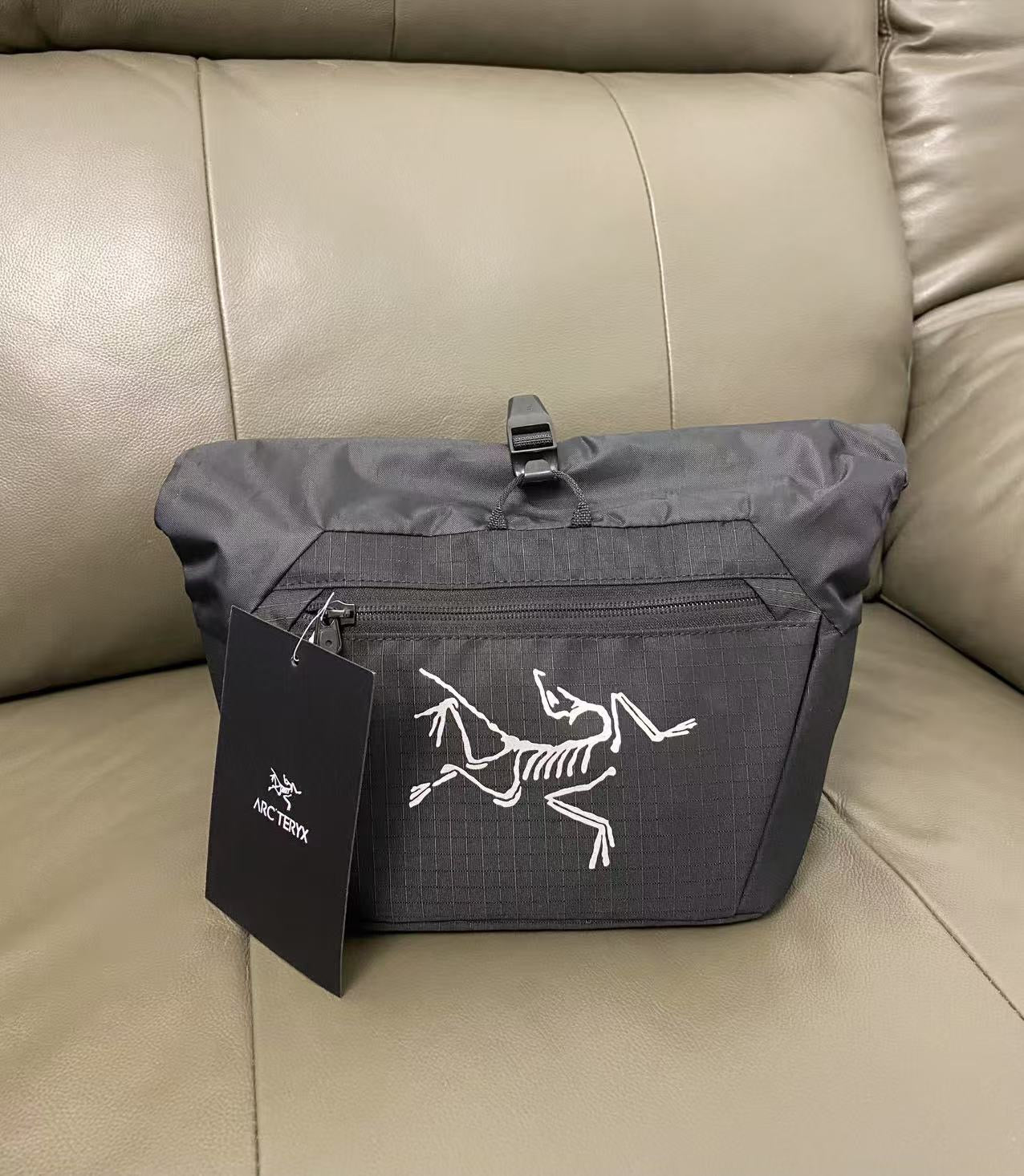 Arcteryx Granville斜咩袋