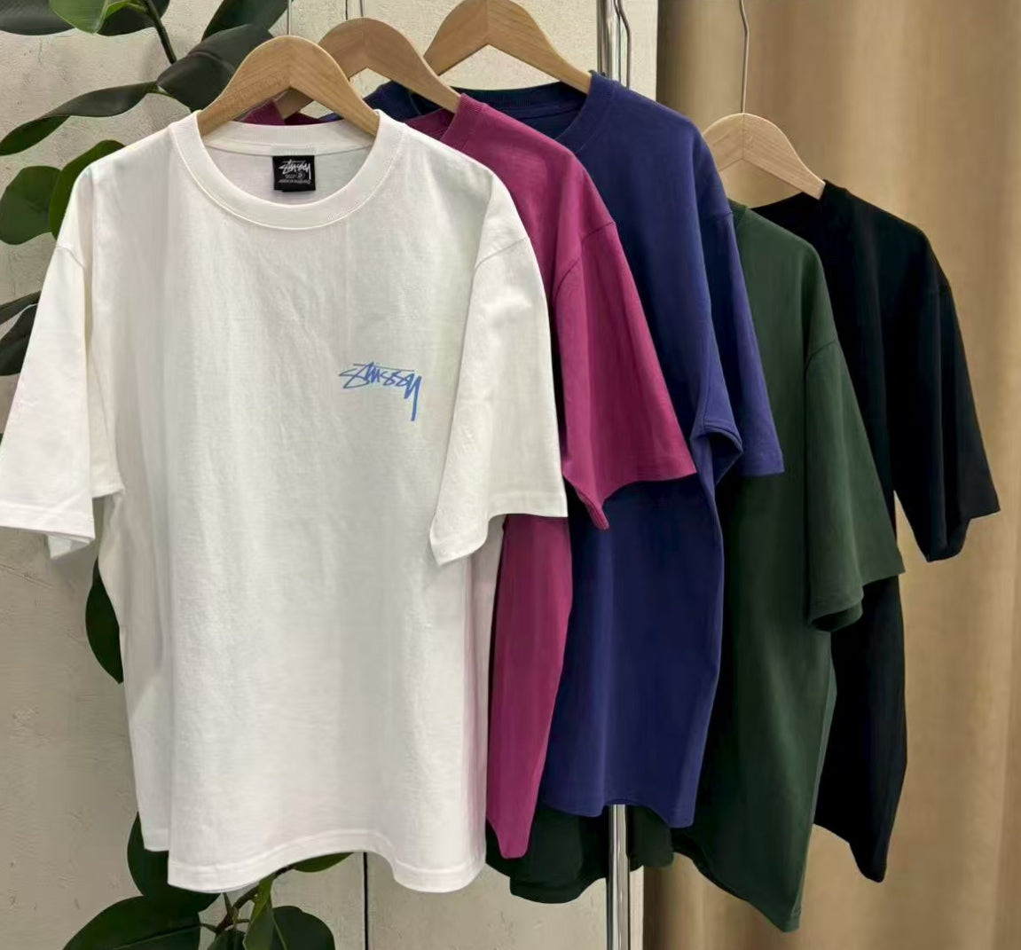 Stussy 滑板logo tee