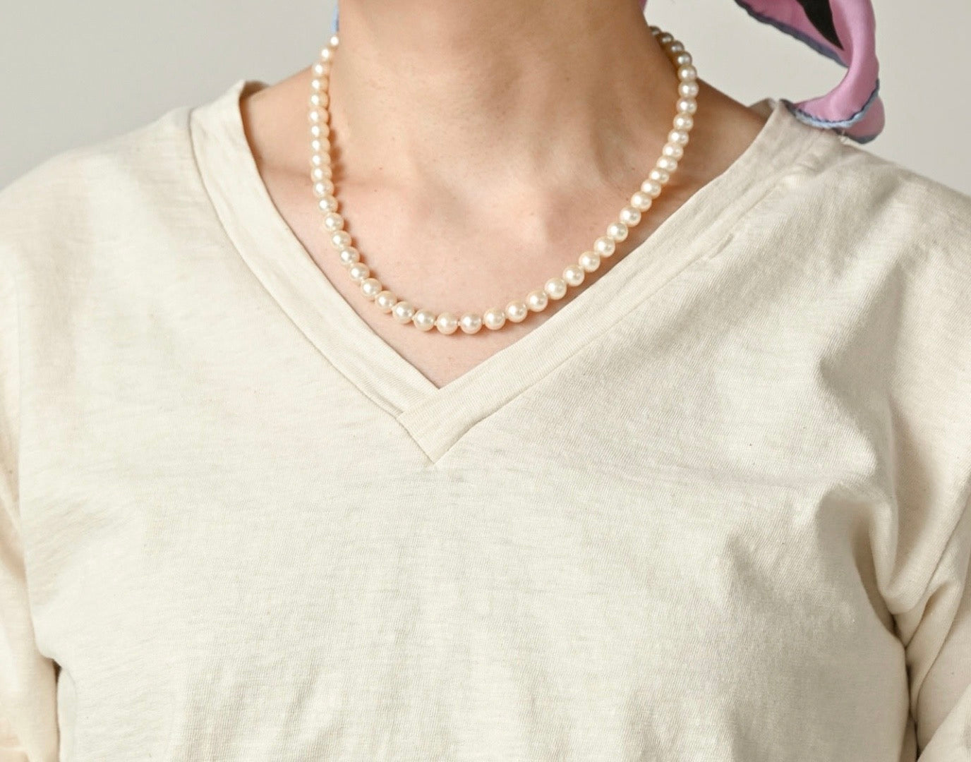 45R v領淨色tee