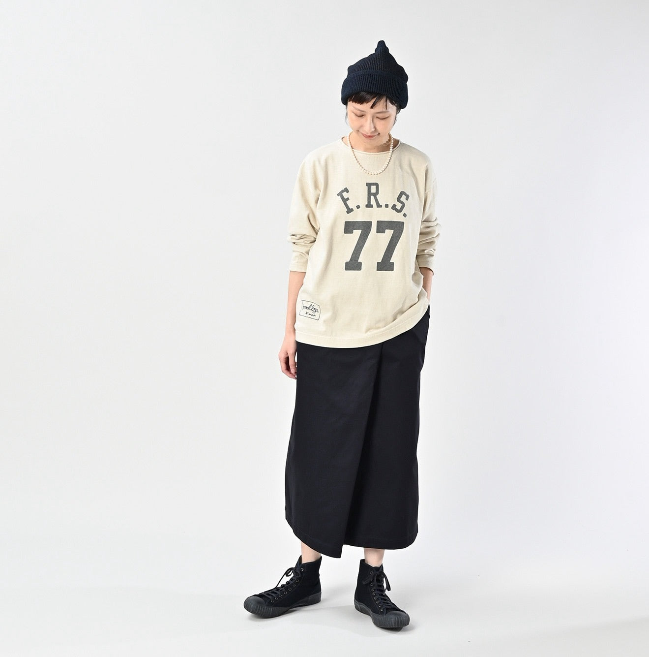 45R 77 logo tee