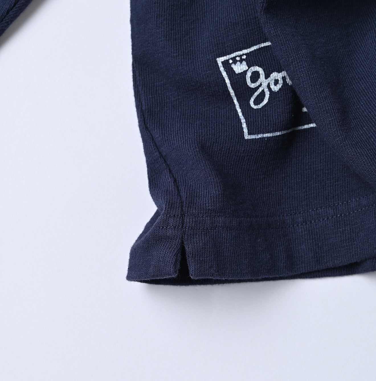 45R 77 logo tee