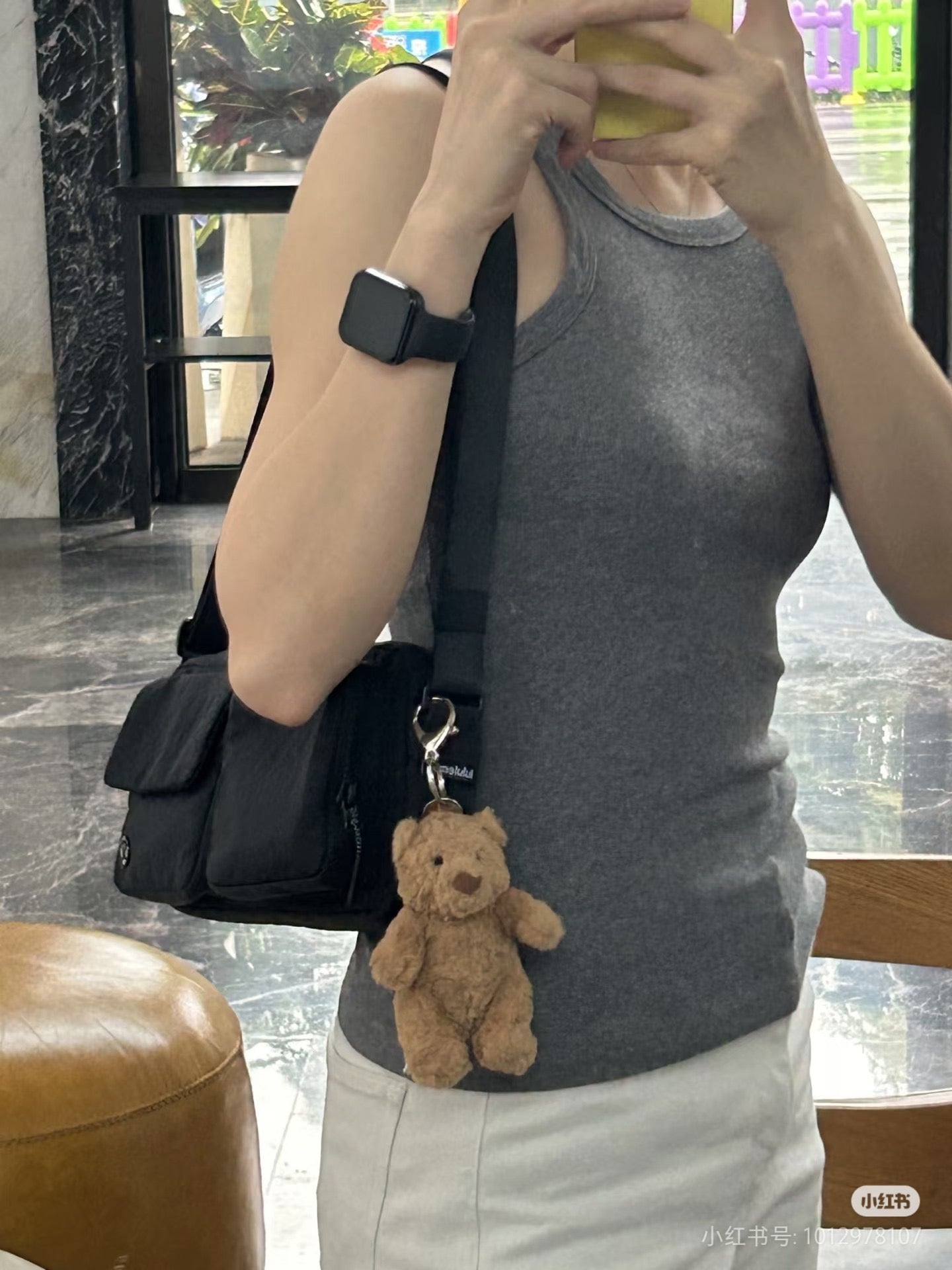 Lululemon multi pocket crossbody bag