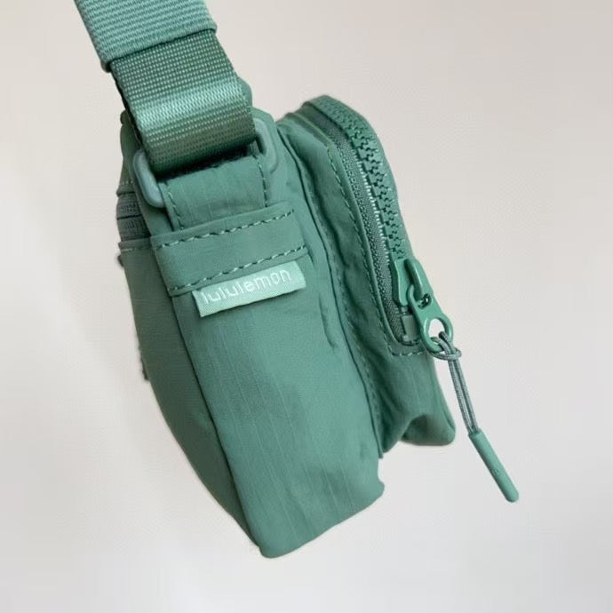 Lululemon multi pocket crossbody bag