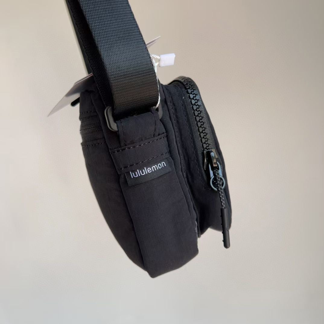 Lululemon multi pocket crossbody bag