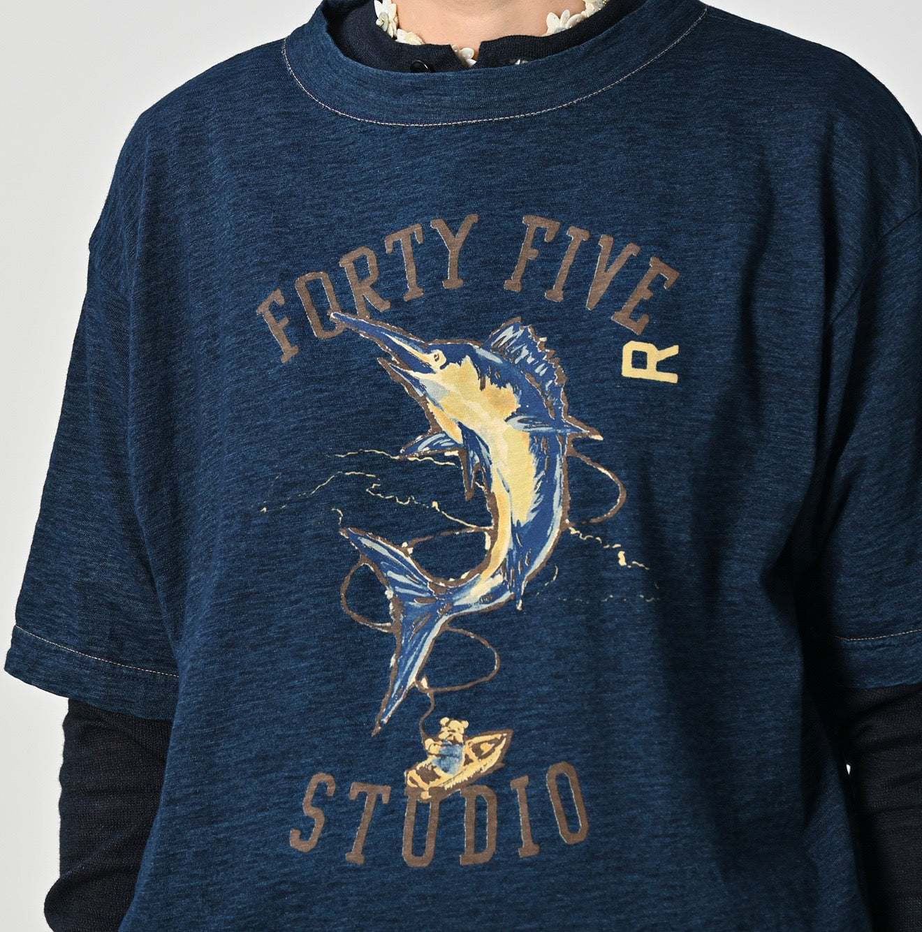 45R fish logo tee