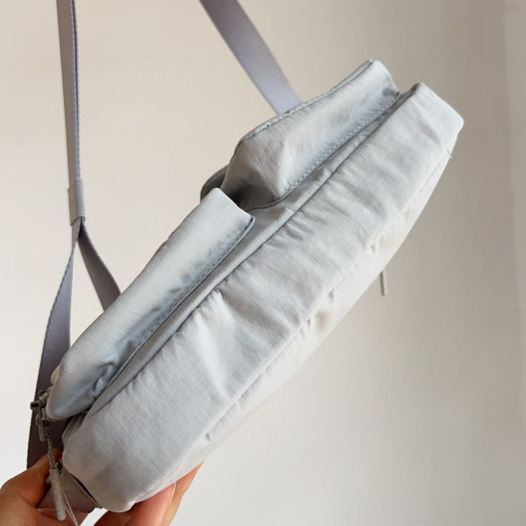 Lululemon multi pocket crossbody bag