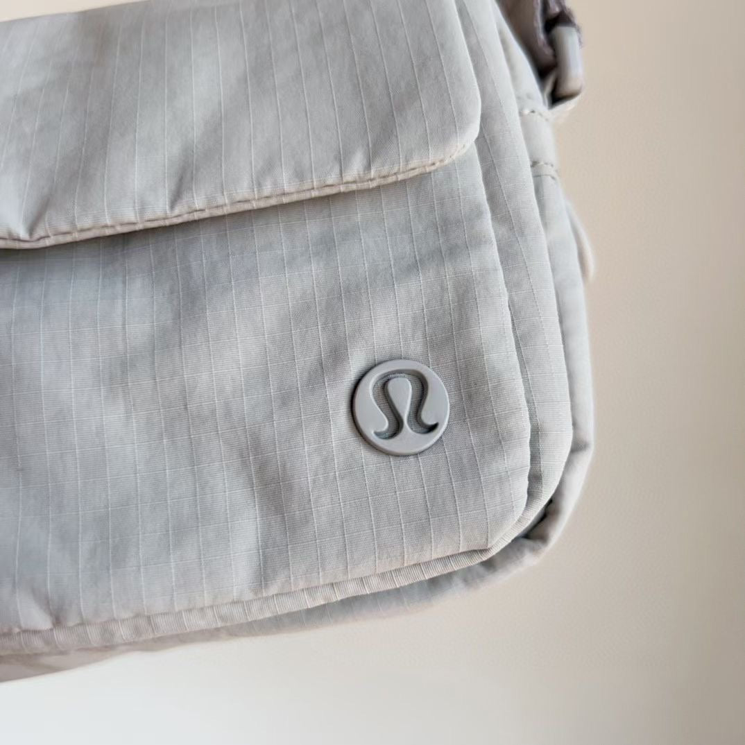Lululemon multi pocket crossbody bag