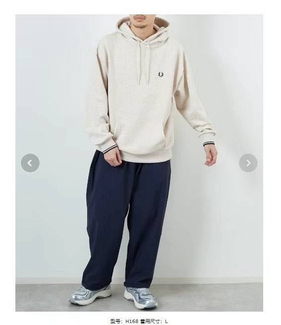 Fred perry 刺繡hoodies