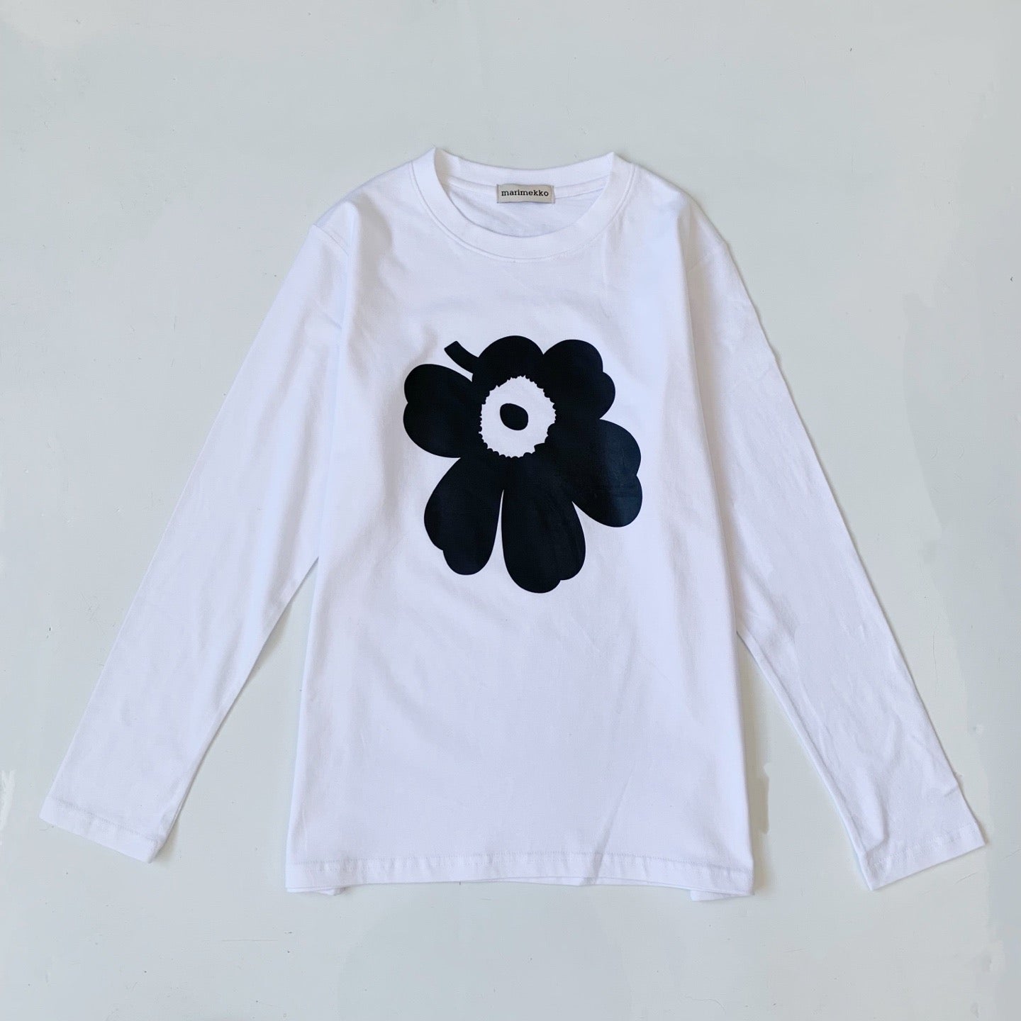 Marimekko flower長袖印花tee