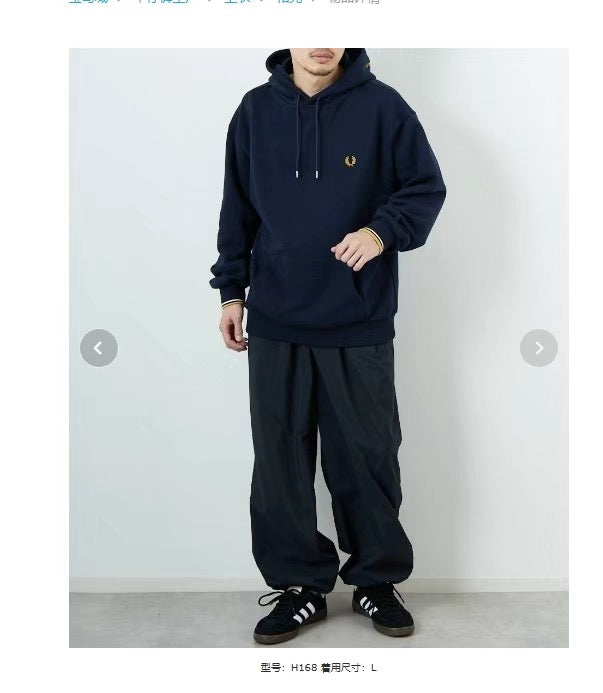 Fred perry 刺繡hoodies