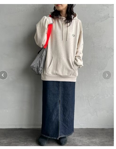 Fred perry 刺繡hoodies
