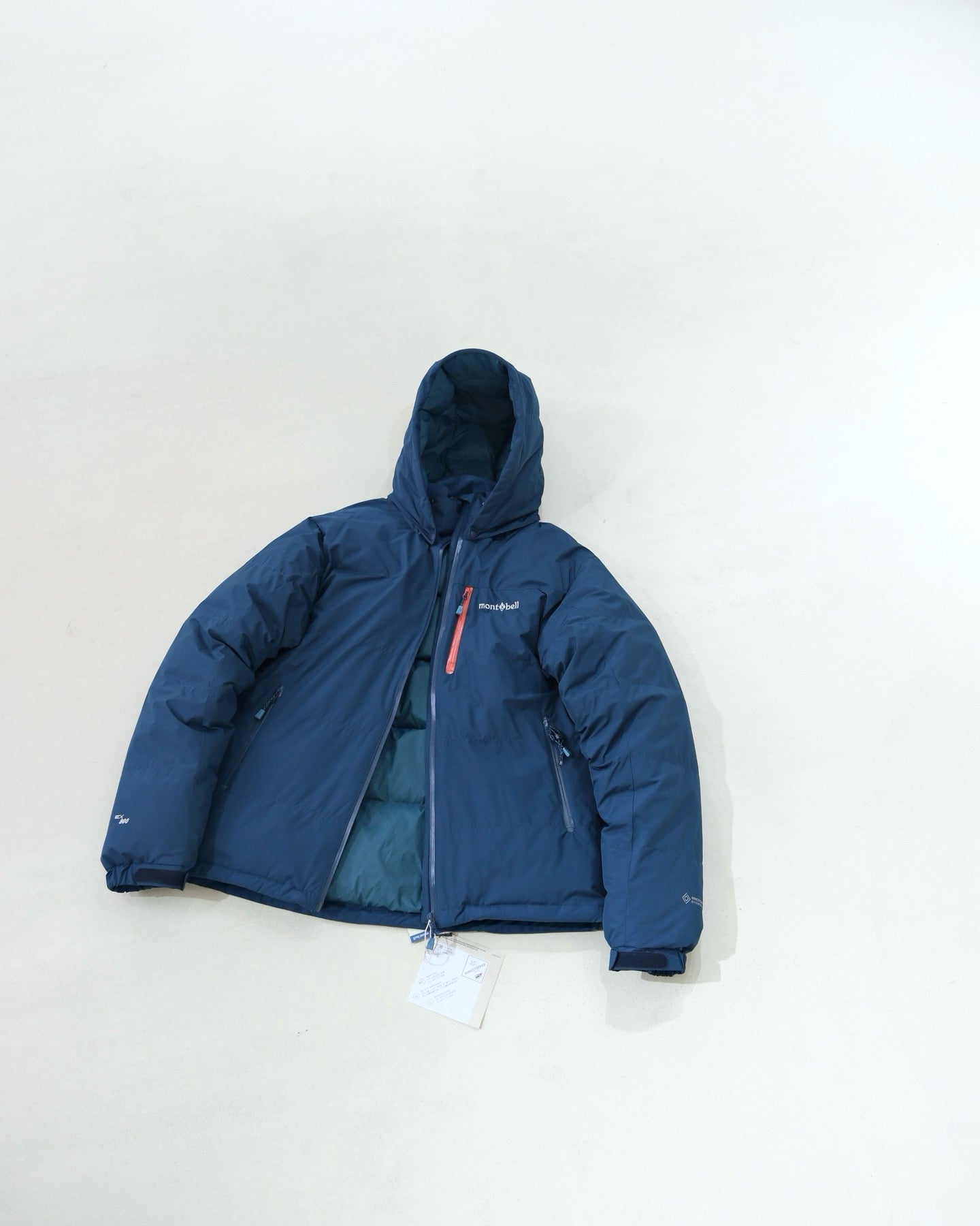 Mont-bell superdrytec 羽絨