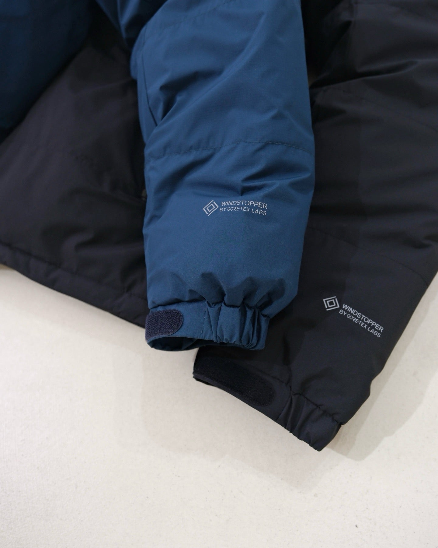Mont-bell superdrytec 羽絨