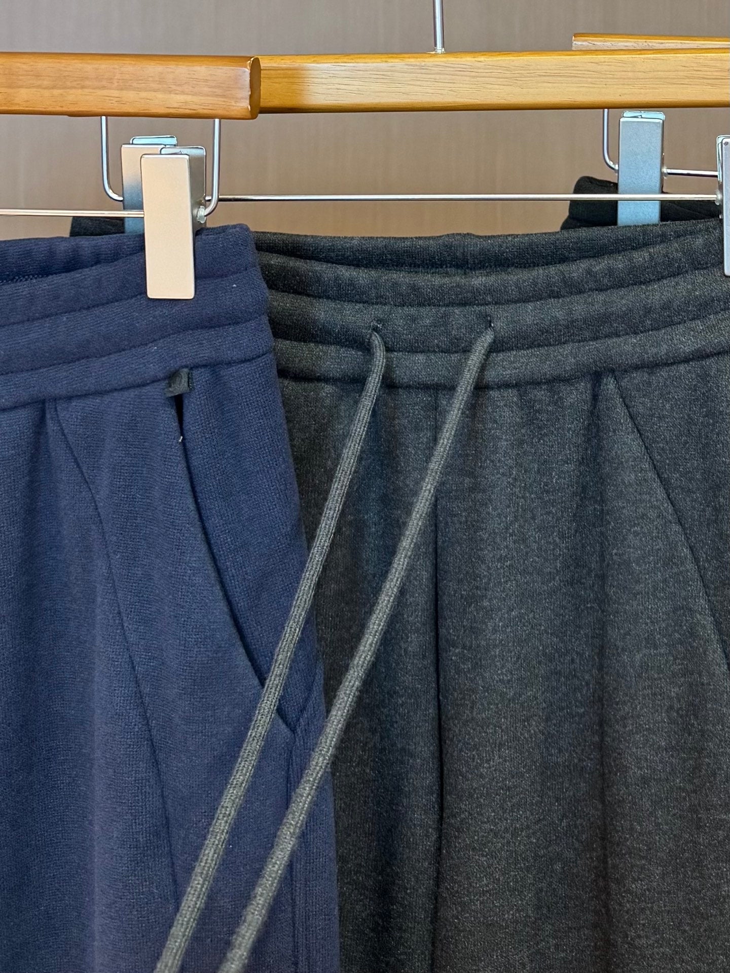 Lululemon Scuba中腰闊腳運動褲