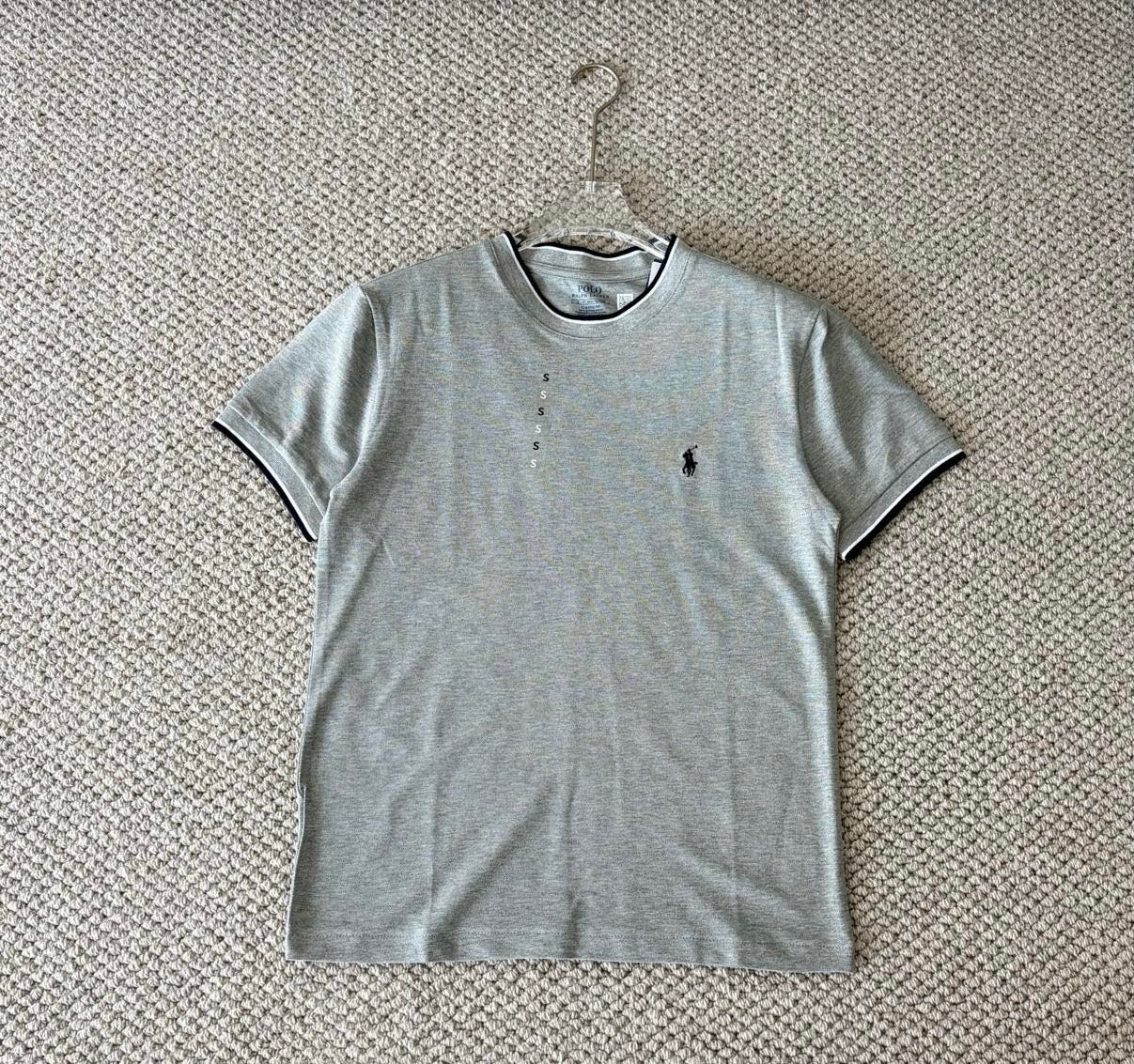 Polo撞色tee