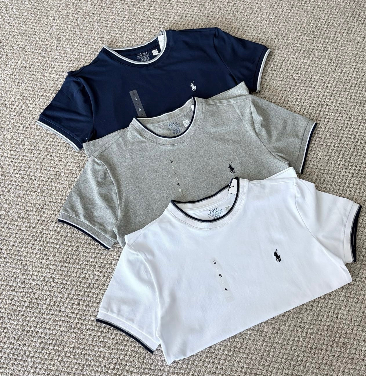 Polo撞色tee