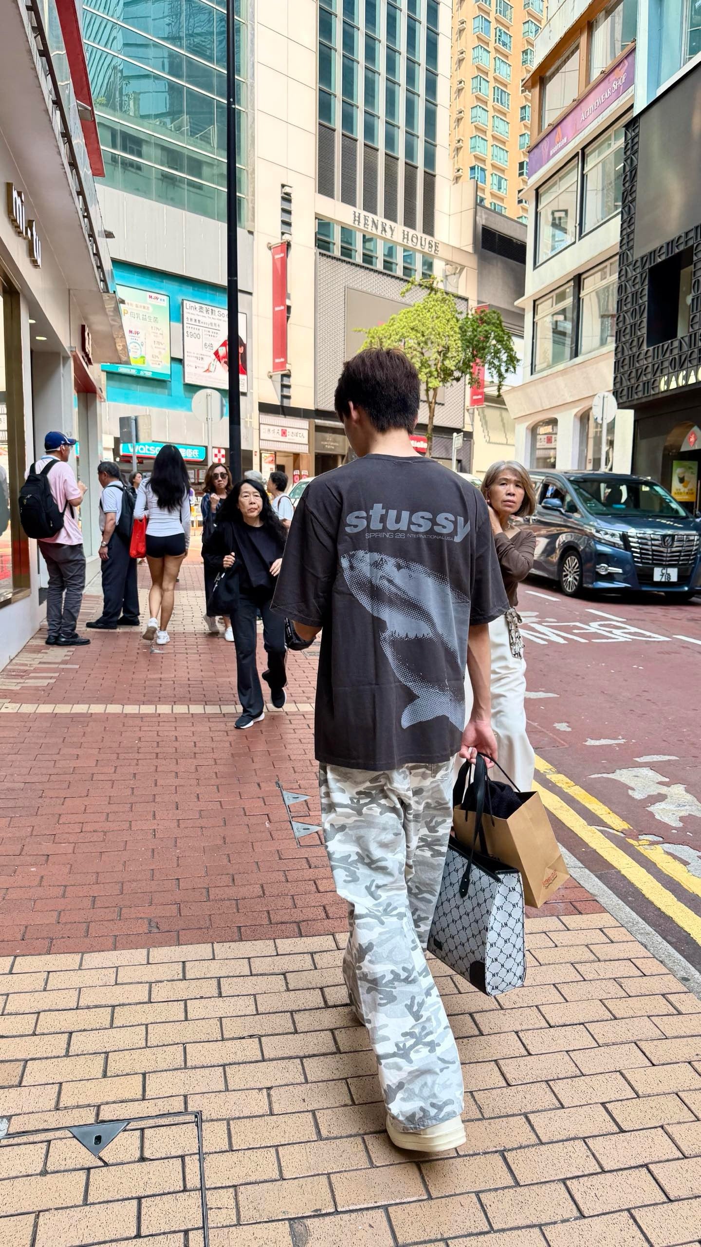 Stussy shark tee
