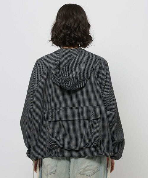 Niko and…有帽jacket