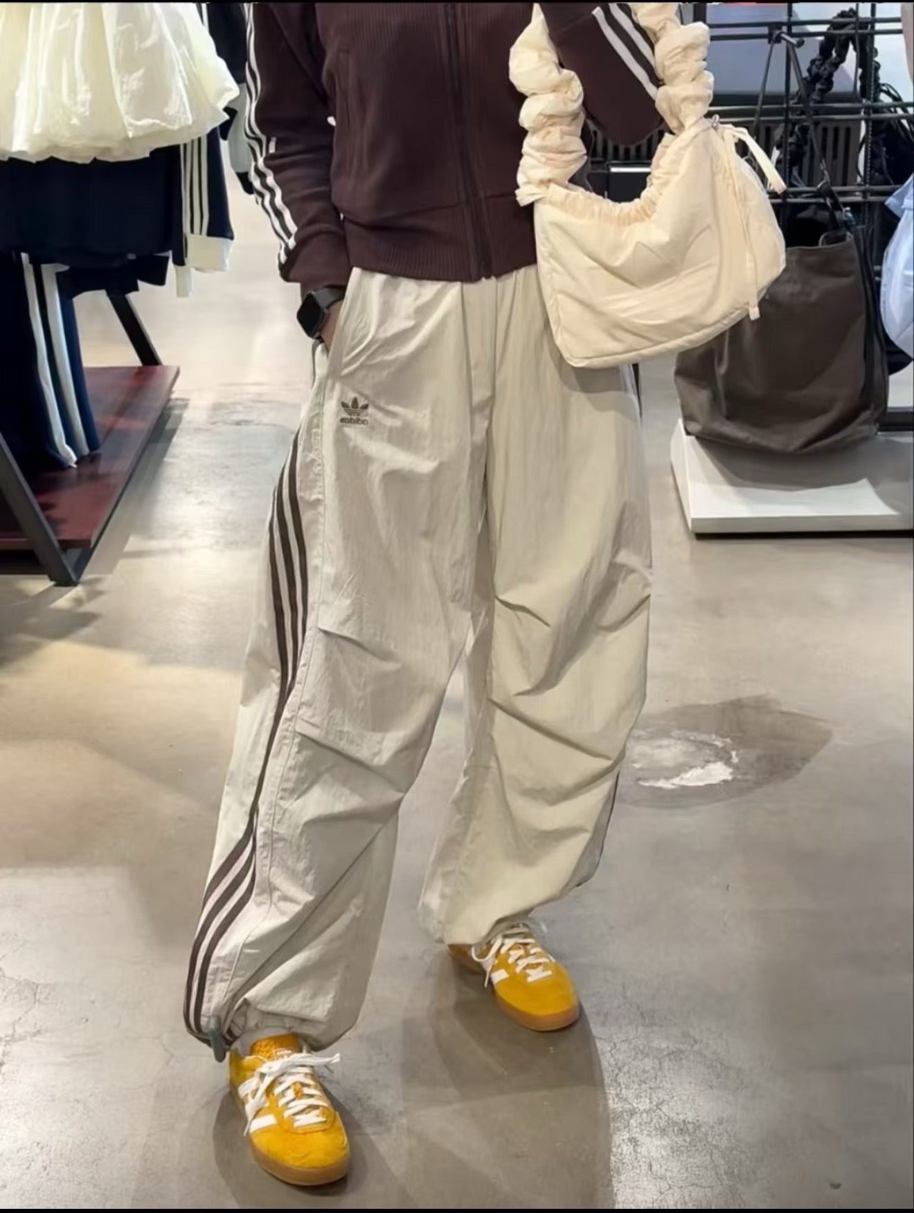 Adidas運動褲