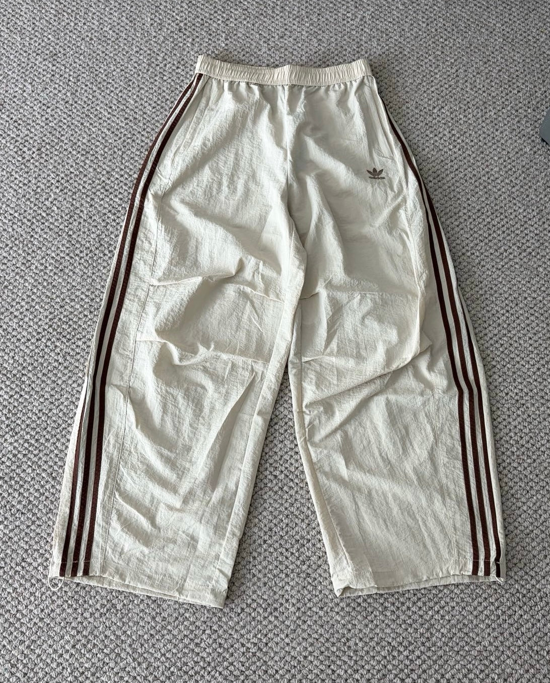 Adidas運動褲