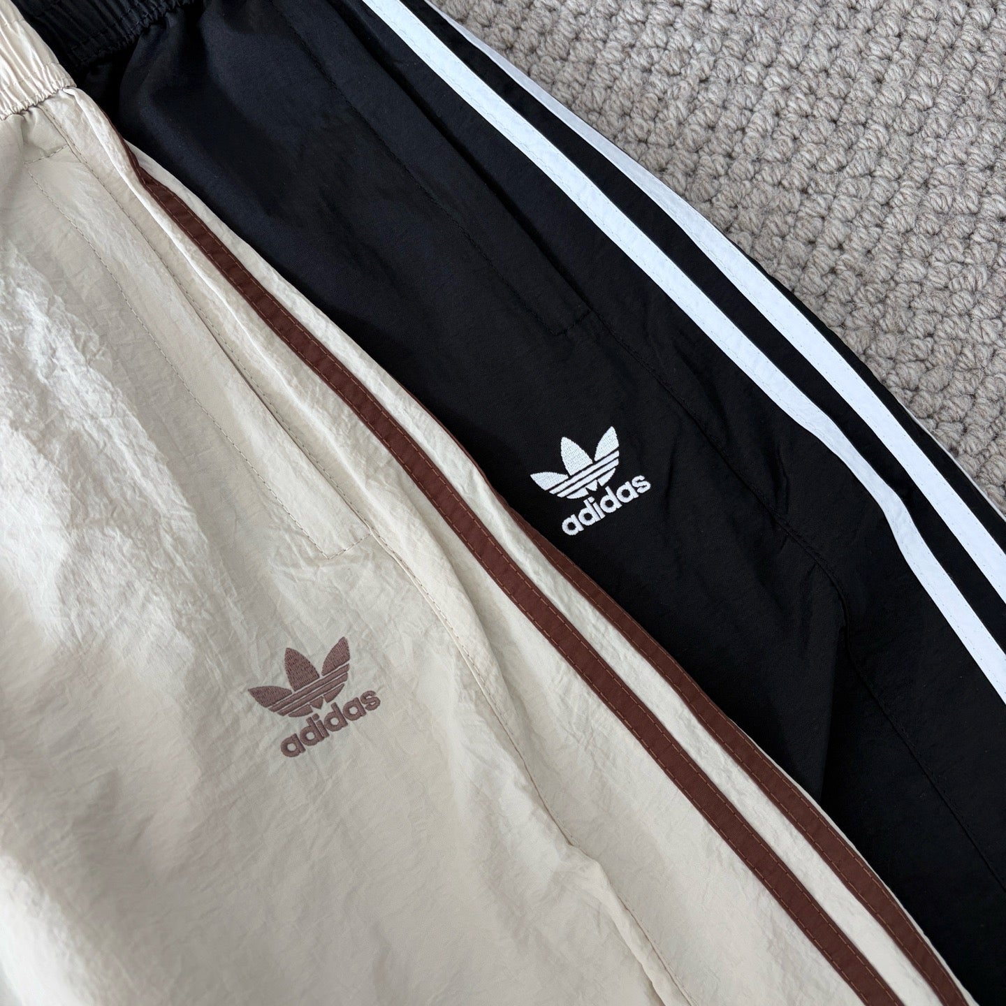 Adidas運動褲