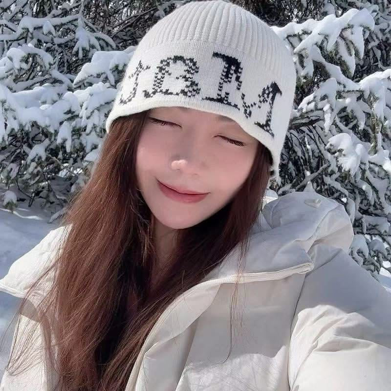 Matin Kim 提花針織冷帽
