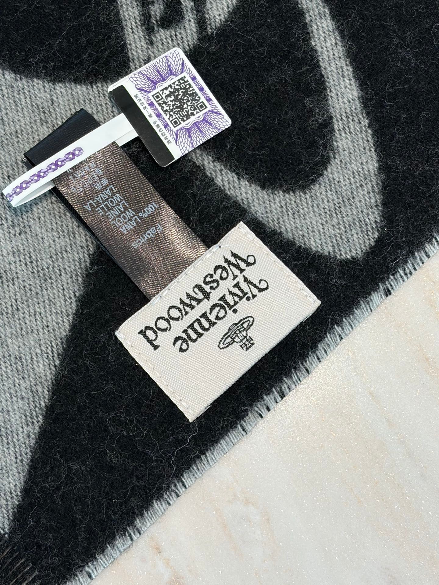 Vivienne Westwood 提花logo頸巾