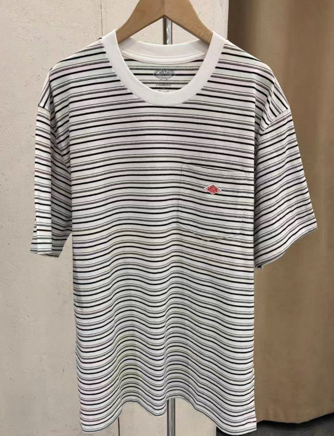 Danton 間條tee