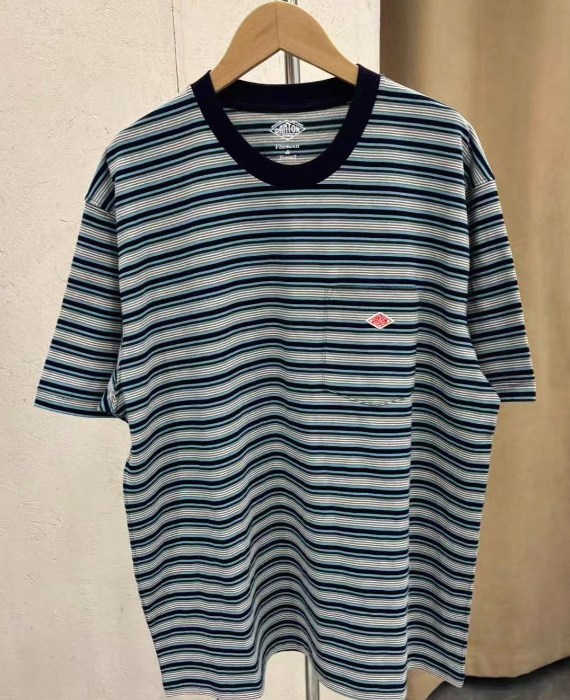 Danton 間條tee