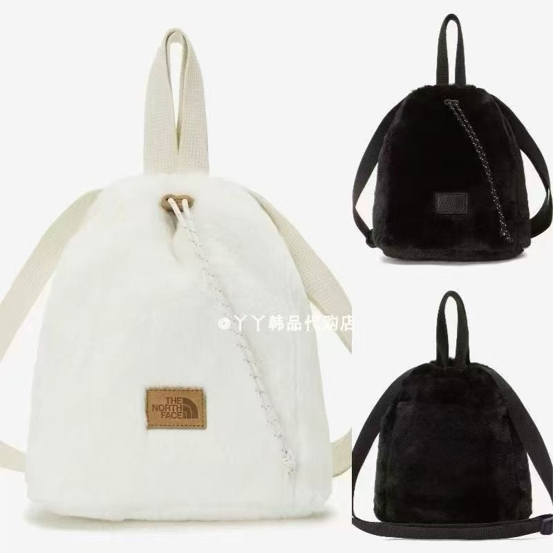 TNF 仿兔毛斜咩手挽袋