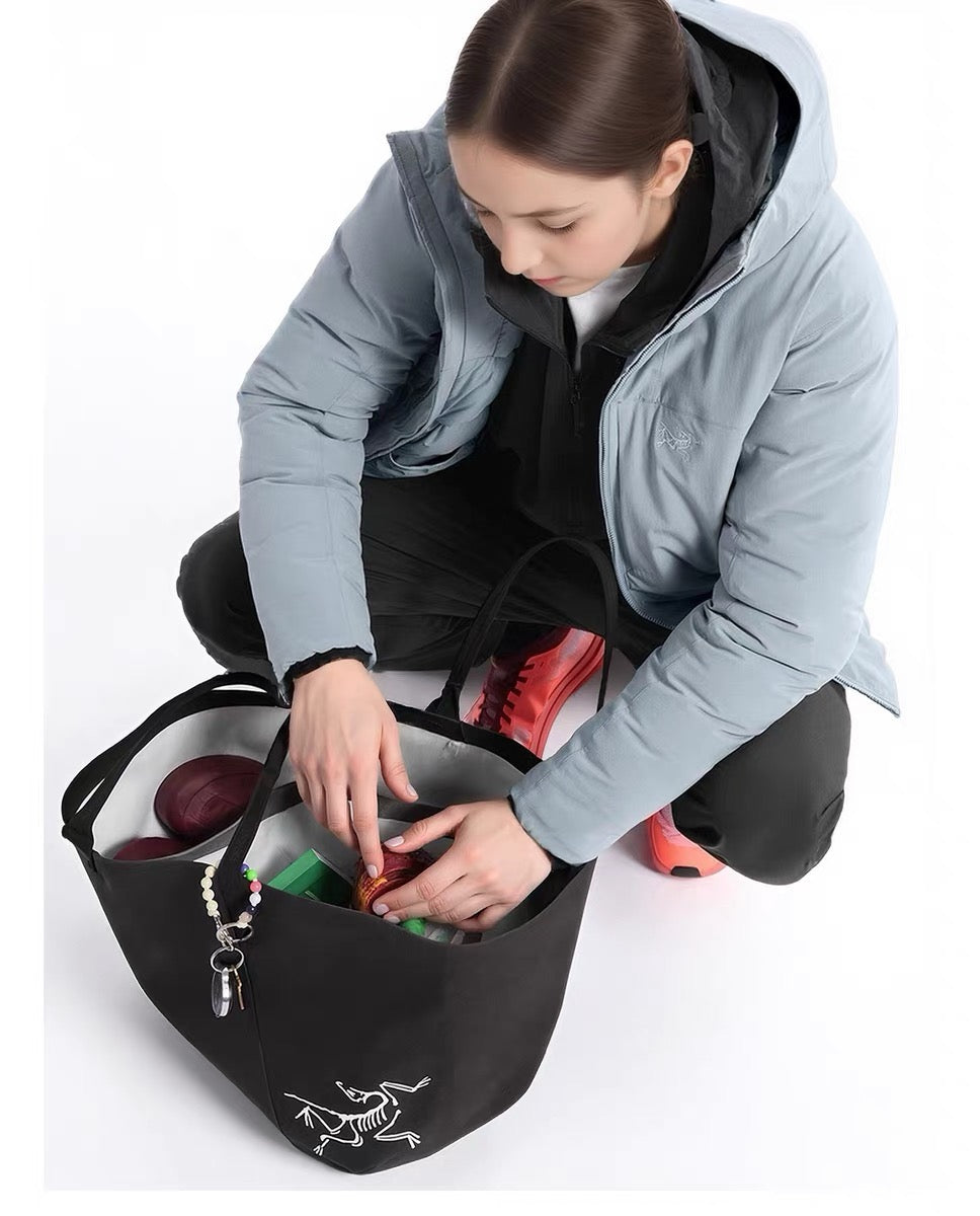 Arcteryx 防水tote bag