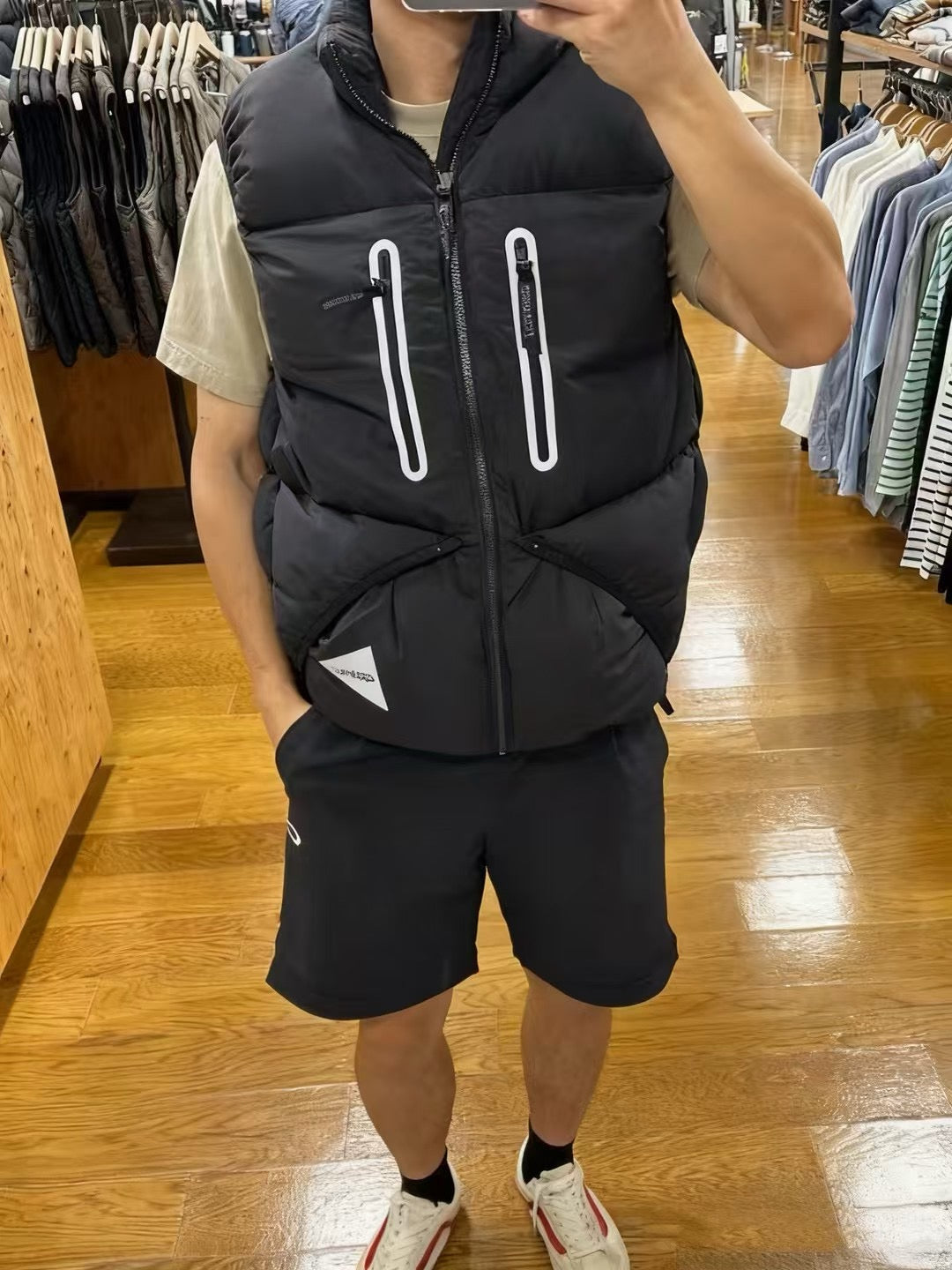 Gramicci x and wander防水背心