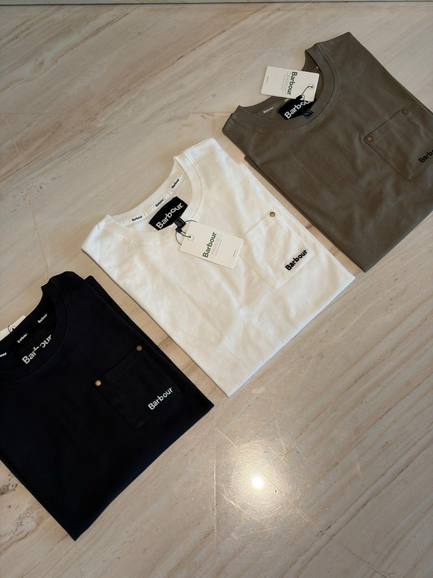 Barbour刺繡logo tee