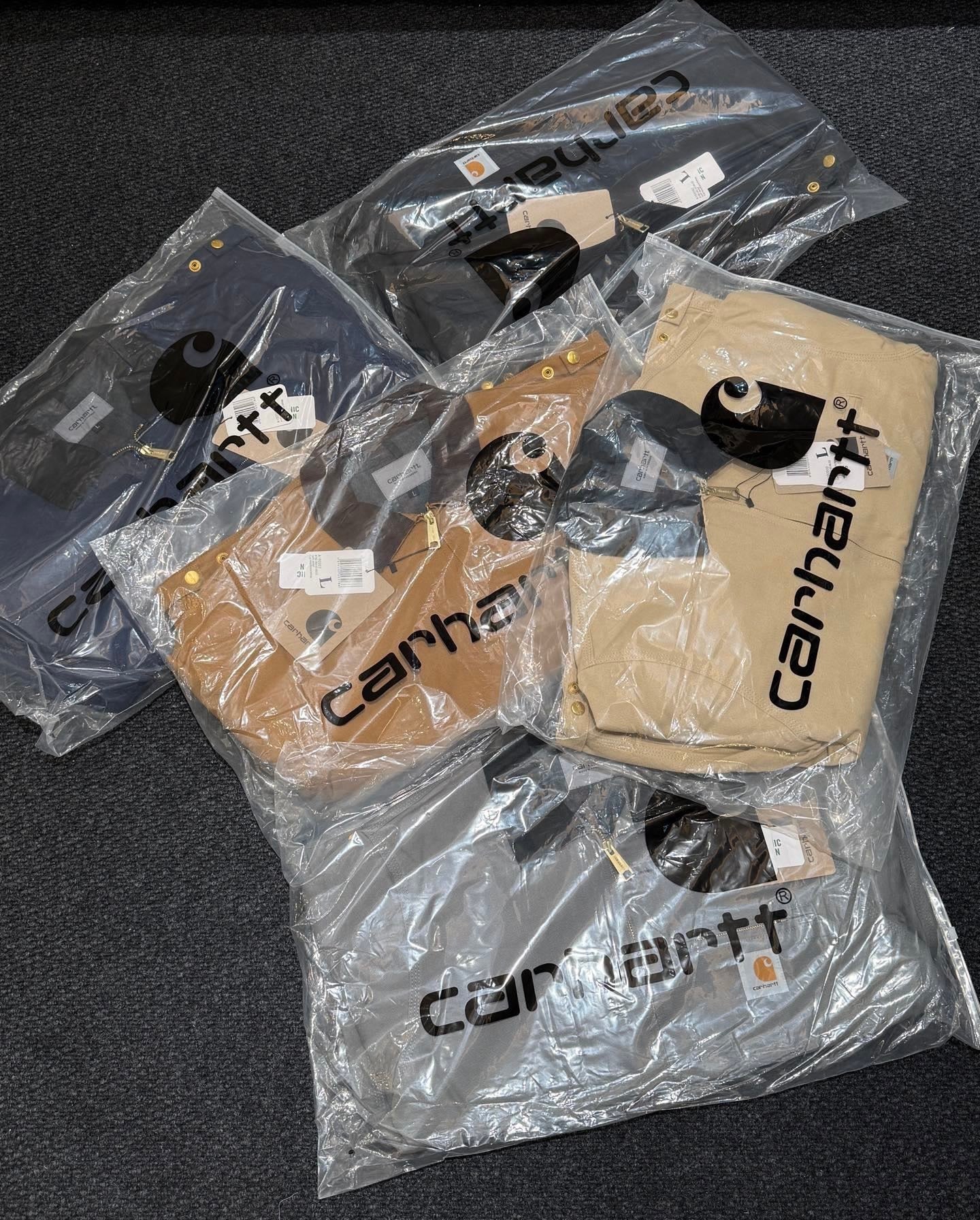 Carhartt 企領jacket