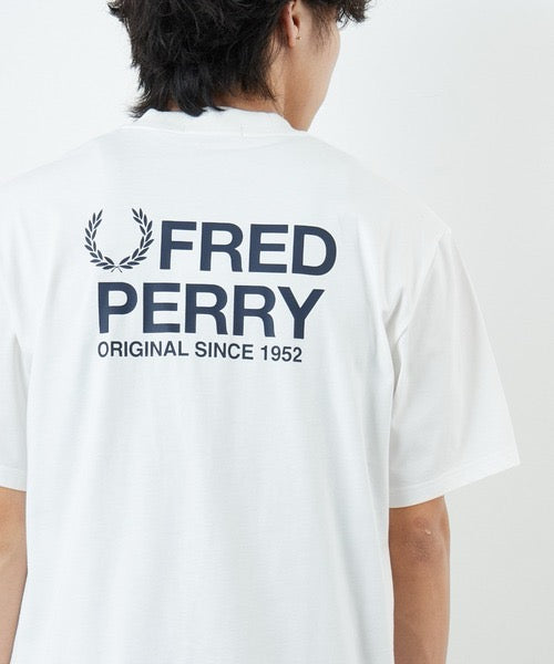 Fred perry logo tee