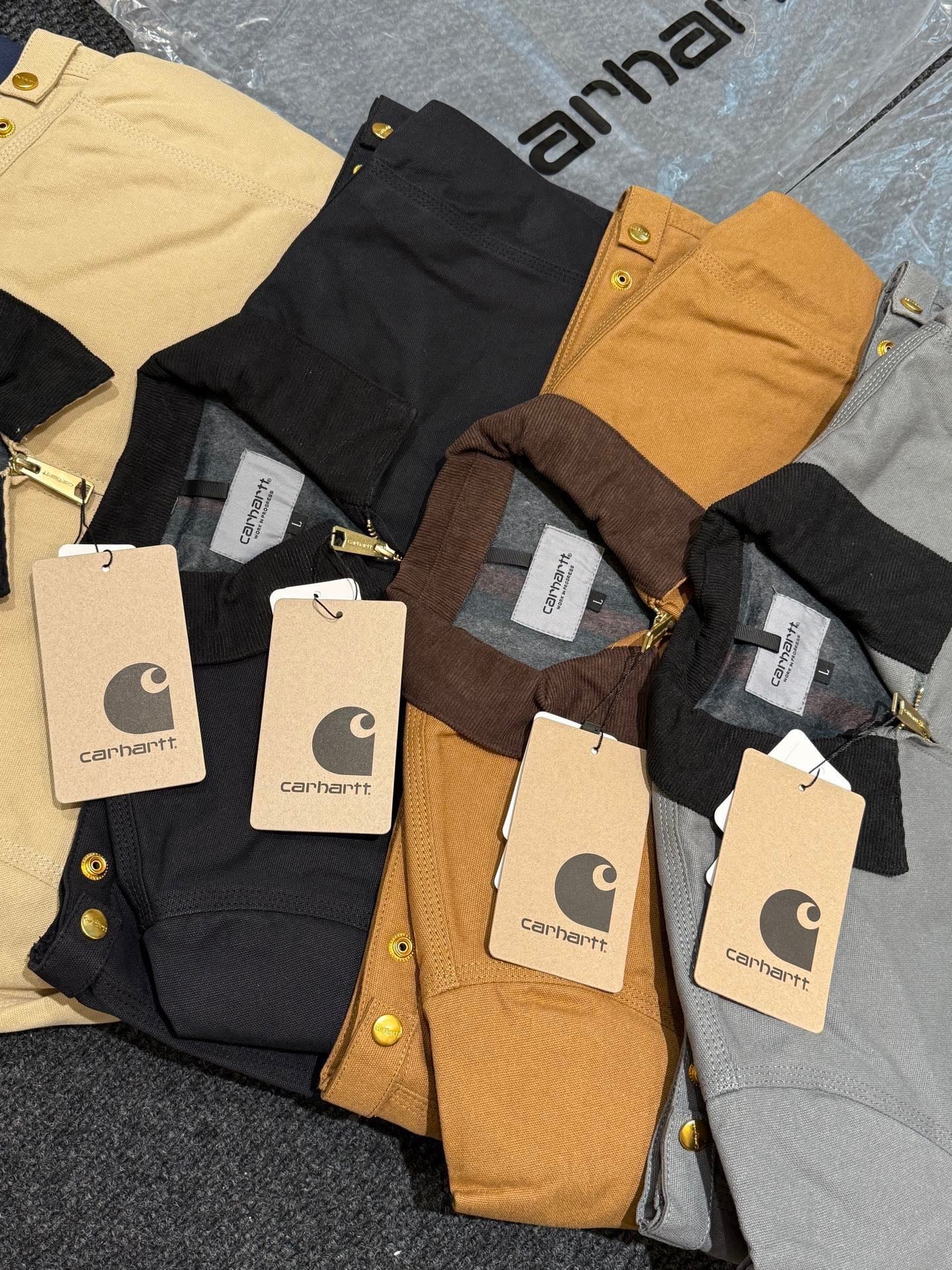 Carhartt 企領jacket