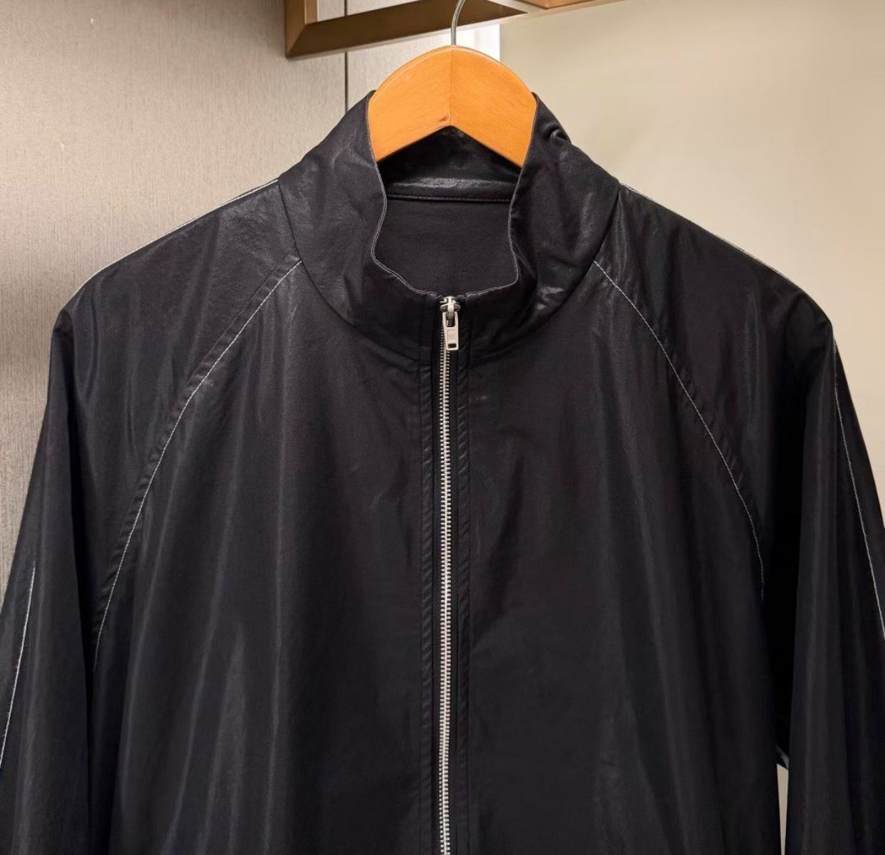 Matin kim 亮面jacket