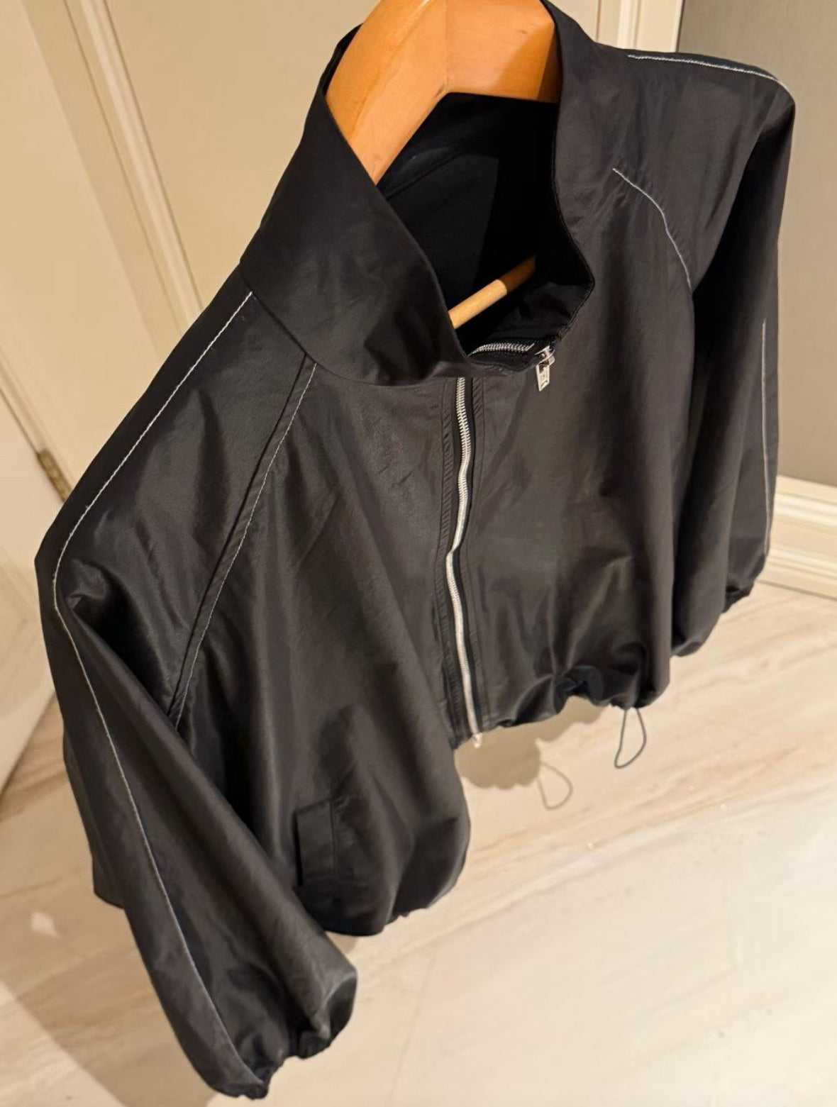 Matin kim 亮面jacket