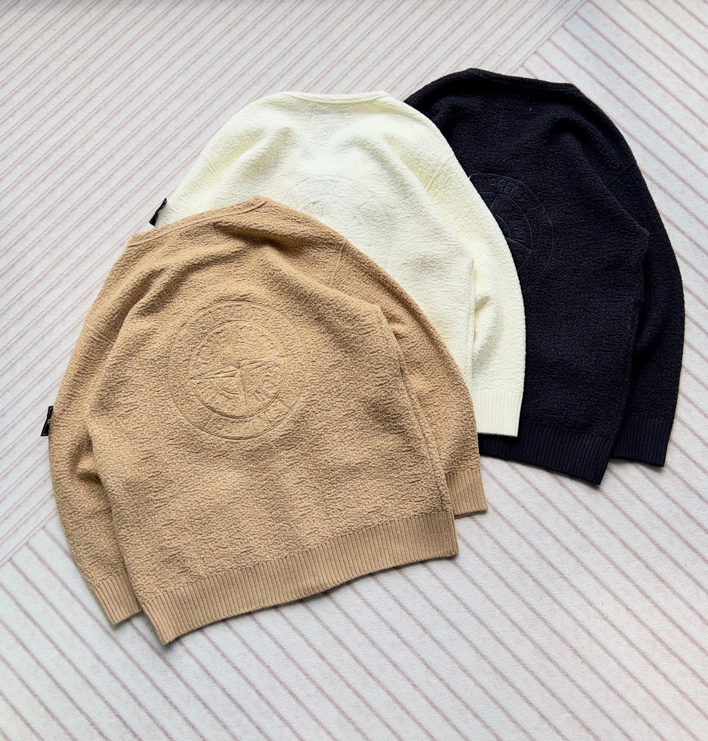 Supreme x stone Island 刺繡cardigan