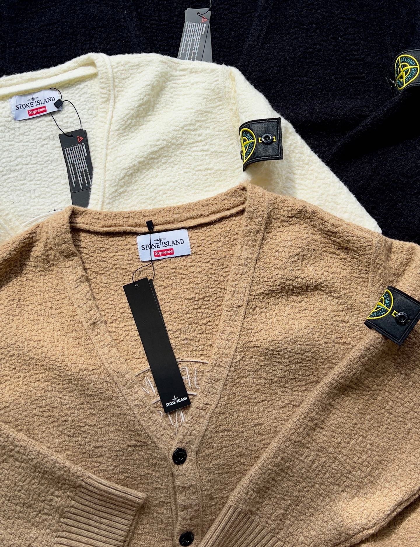Supreme x stone Island 刺繡cardigan