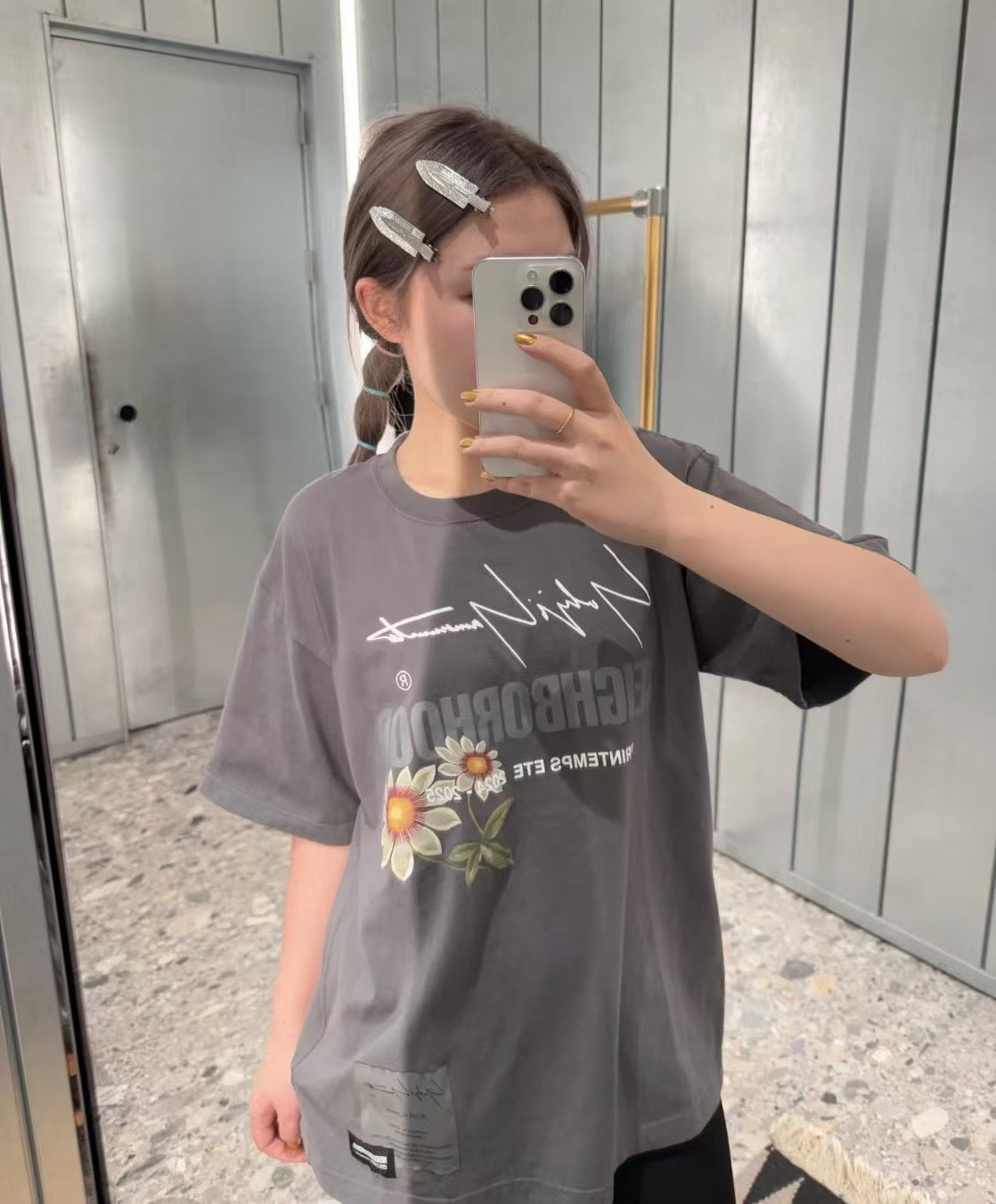 Neighbourhood flower tee