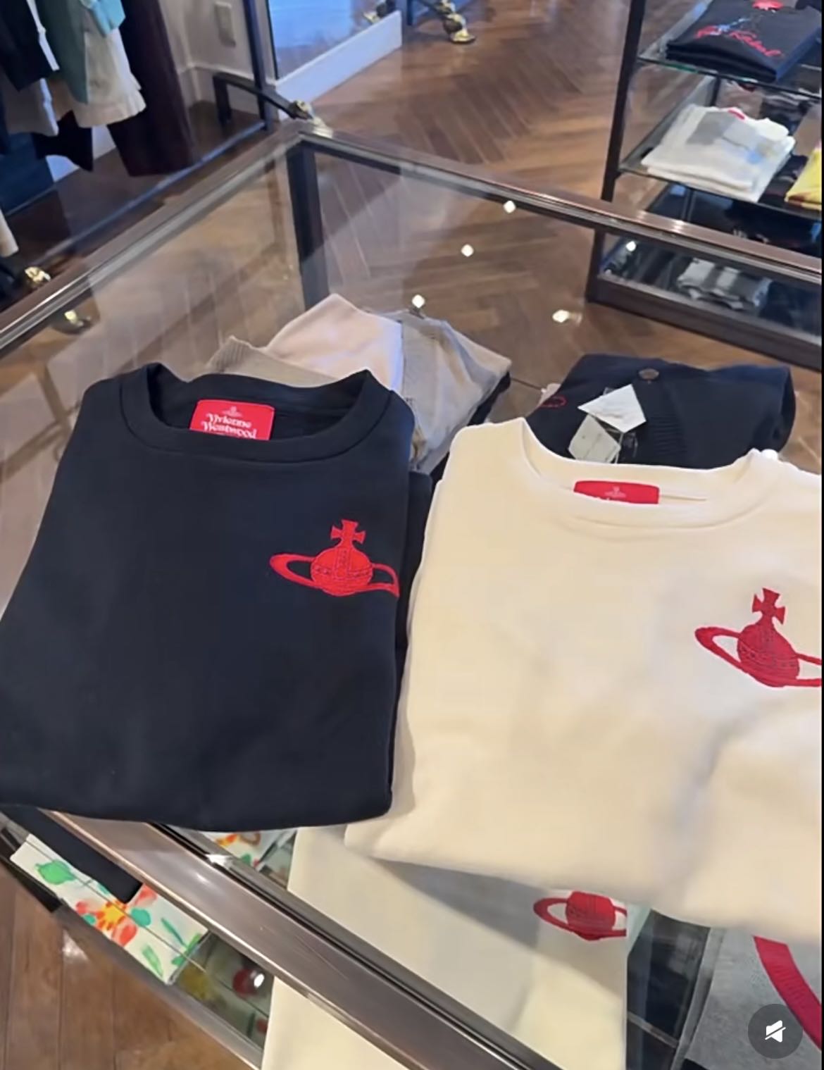 Vivienne Westwood 衛衣