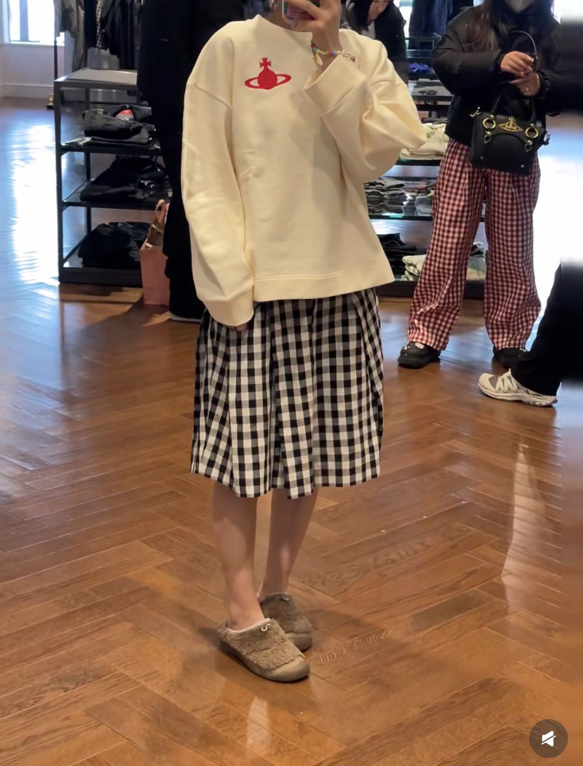 Vivienne Westwood 衛衣