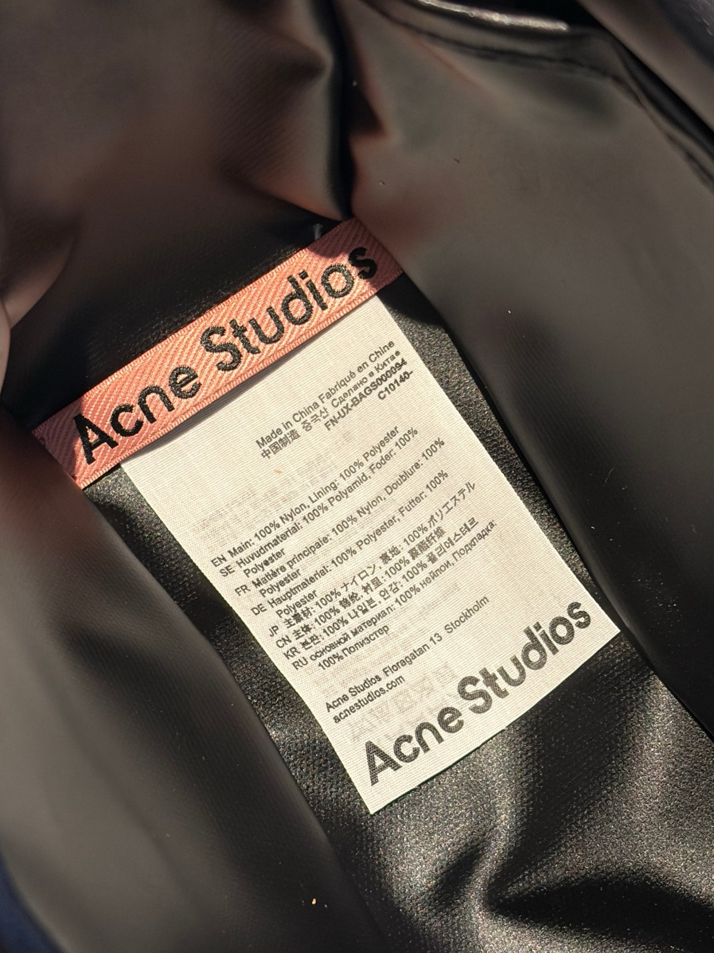 Acne studio 相機袋