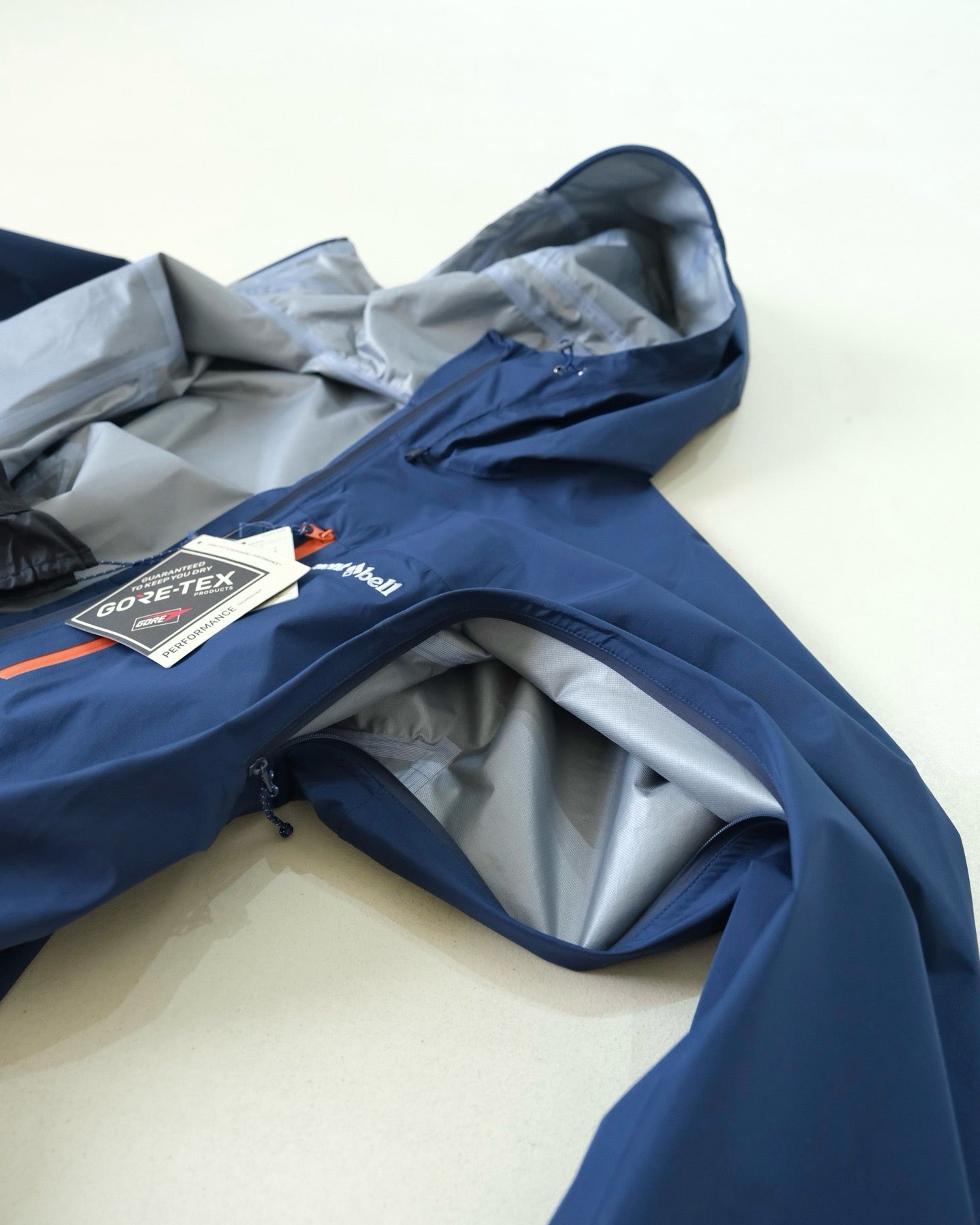 Mont-bell Gore tex jacket