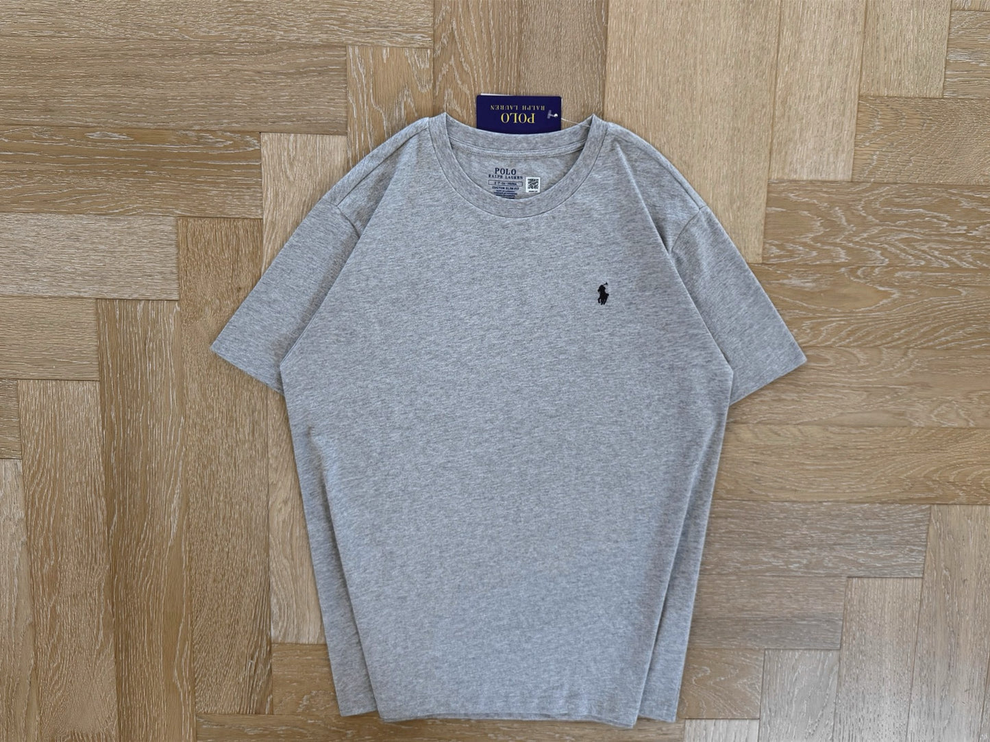 Polo淨色logo tee