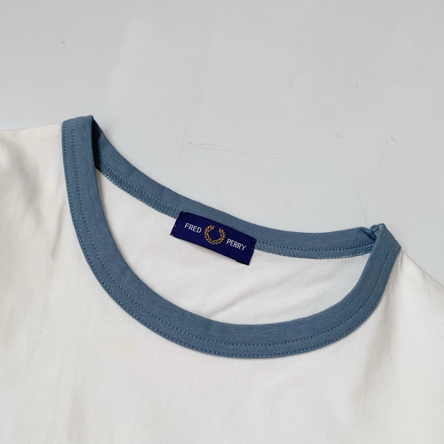 Fred perry撞色 tee