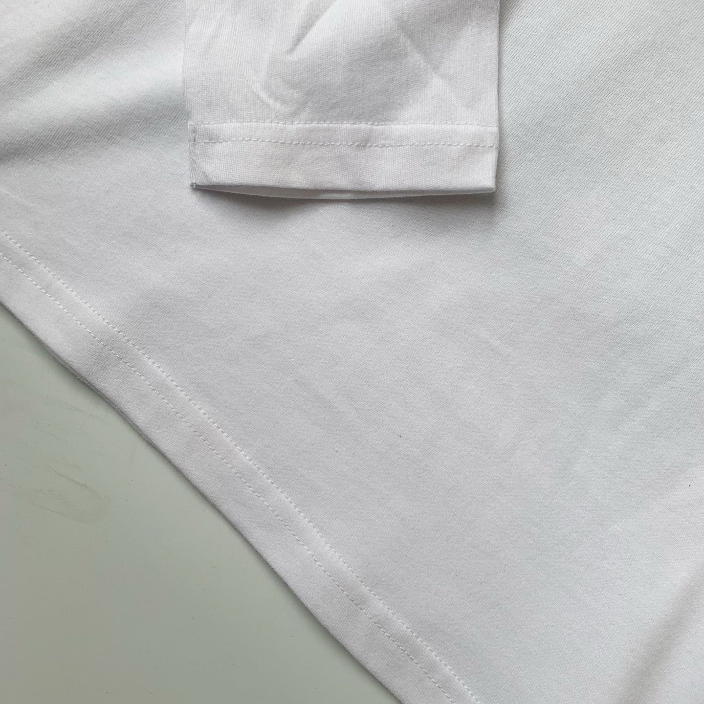 Agnes b 圓領logo tee