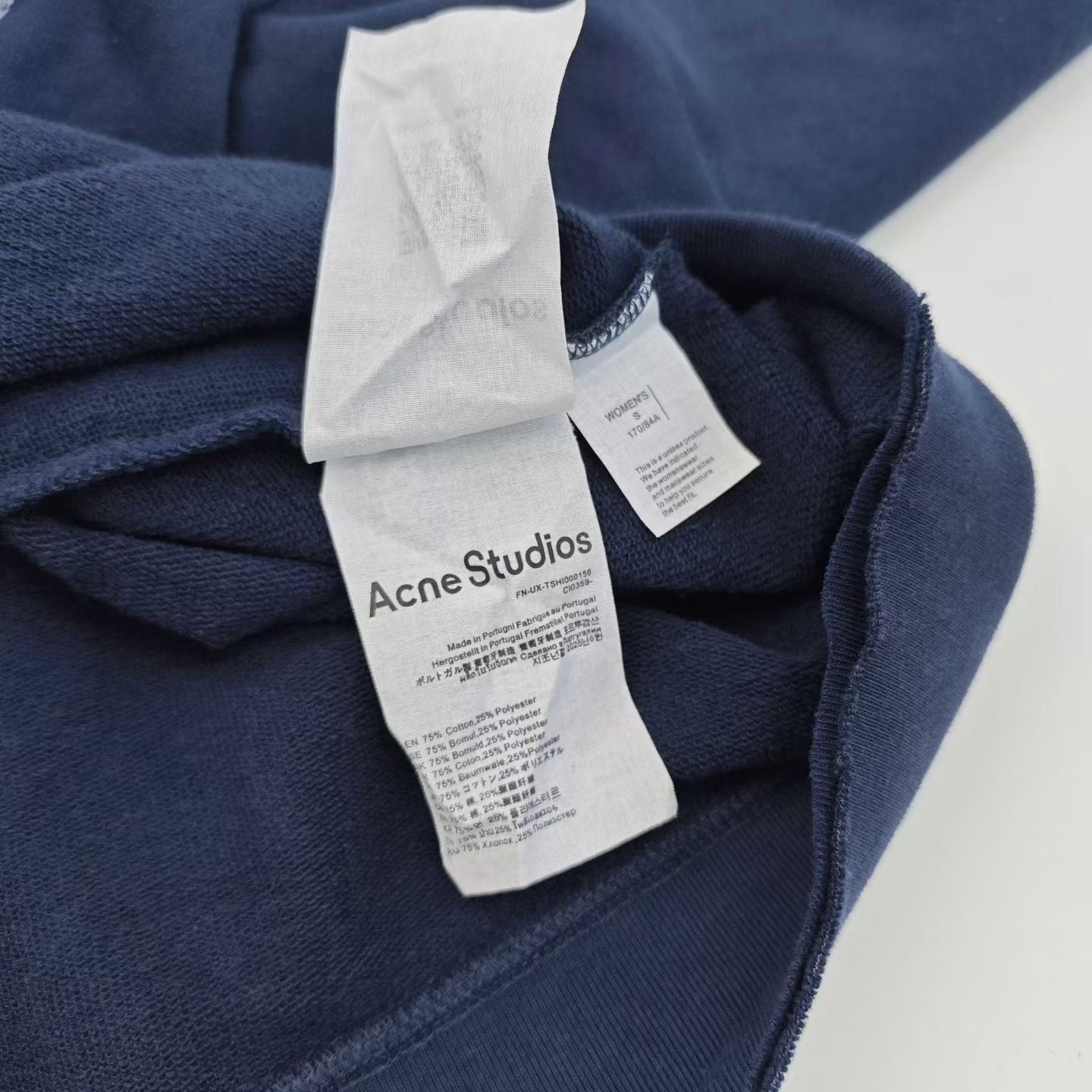 Acne studios 徽章破洞衛衣